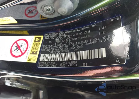 2019 Toyota Highlander Xle from USA, damaged, VIN 5TDKZRFH5KS560208